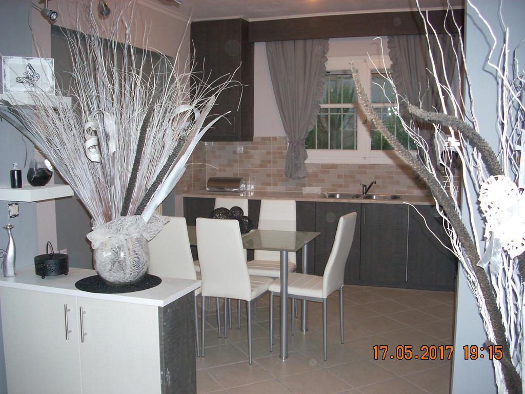 Iris Apartments Apólpena Kültér fotó